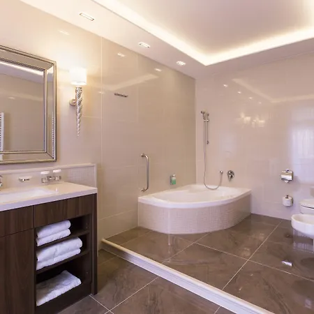 Hotel Dvorana Karlovy Vary