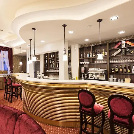 Hotel Dvorana Karlovy Vary