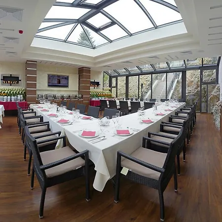 Dvorana 4* Karlovy Vary