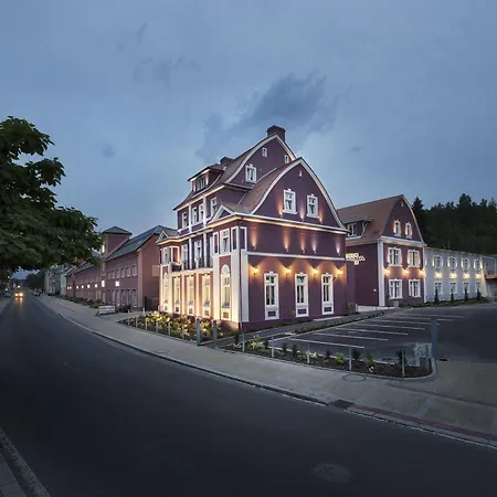 Hotel Dvorana 4*